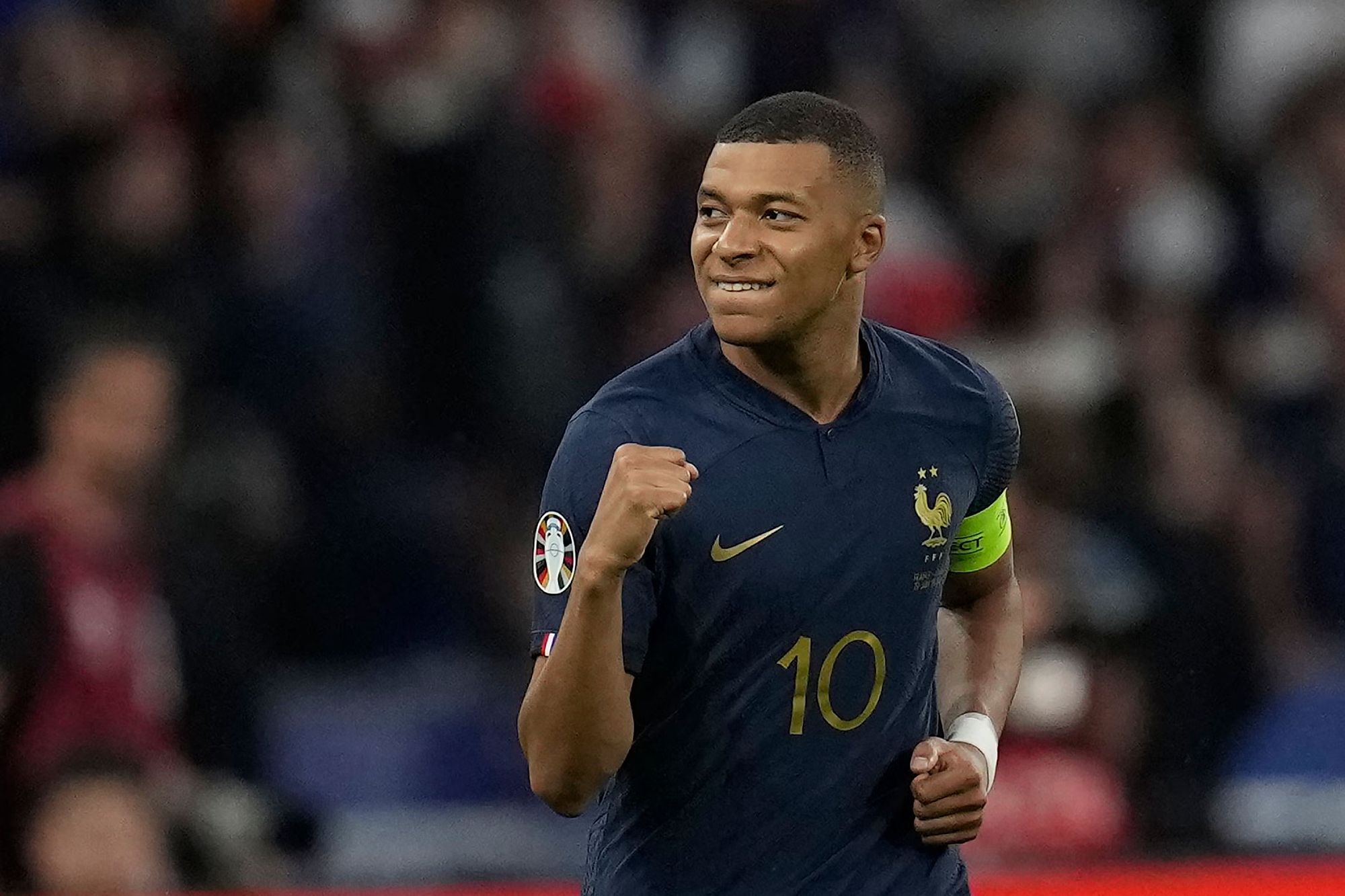 Kylian Mbappe - Tương lai sáng giá của bóng đá