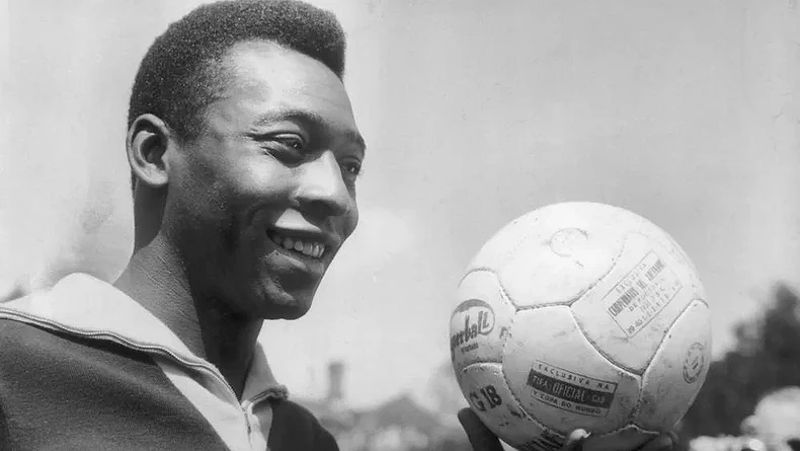 Pelé - cầu thủ trẻ nhất tham dự World Cup